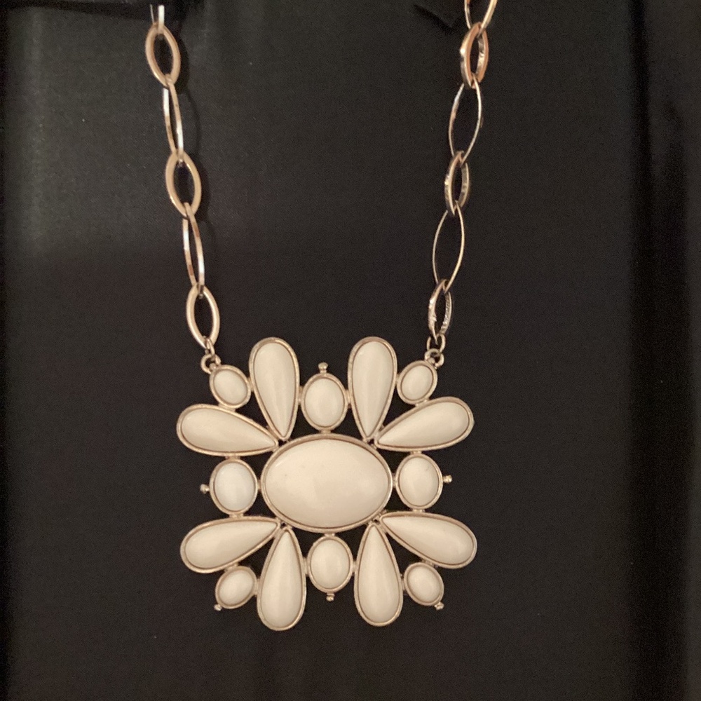 St. Thomas Gold Tone Chain Necklace with flower